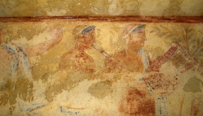 Musiker, Fresko, Detail, Grab der Blauen Dämonen, Nekropole von Tarquinia (UNESCO-Welterbeliste, 2004), Latium, Italien. Etruskische Zivilisation, 5. Jahrhundert v. Chr. (Foto) von J.B. and Brown J. Rowbotham