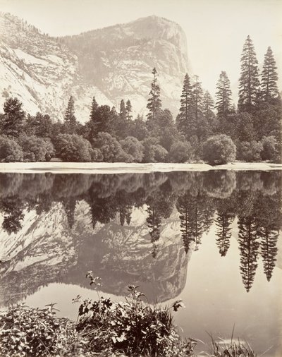 Mirror Lake, Yosemite, um 1872, gedruckt um 1876 von Carleton E. Watkins.