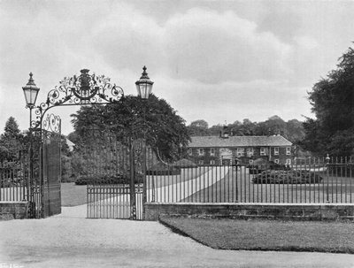 Von der Hauptstraße von Charles Latham