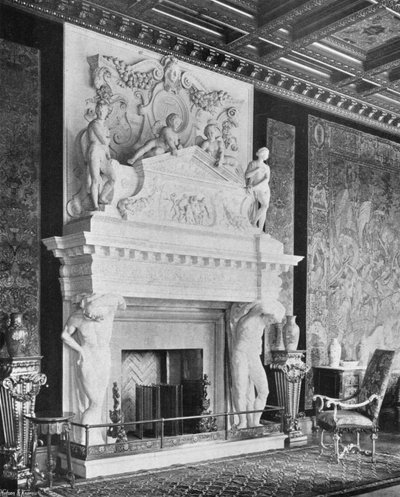Marmorkamin im Salon von Charles Latham