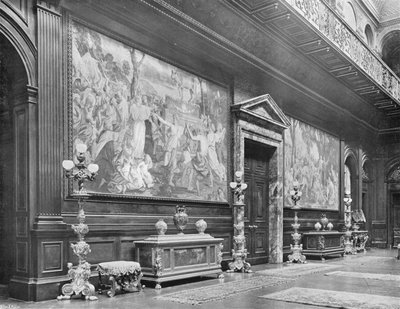 Die Nordseite des Salons von Charles Latham