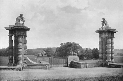 Die Pfeiler und der Park von Charles Latham