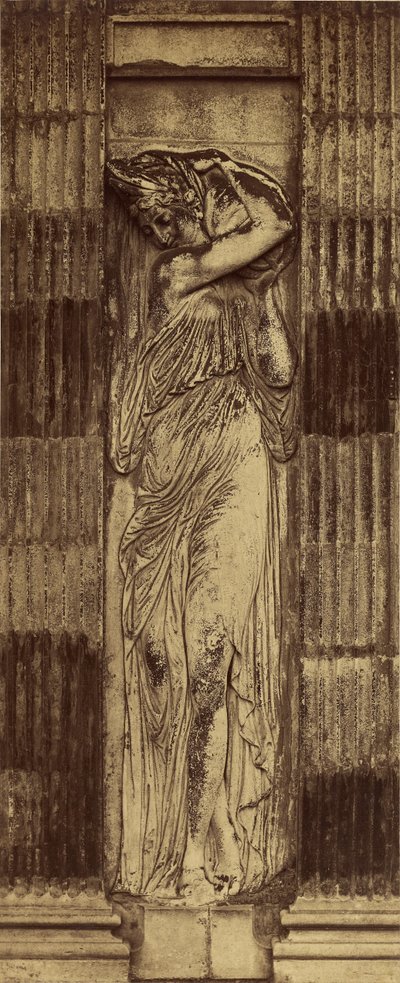 [Detail der Nymphe von Jean Goujon] / [Nymphe, Fontaine des Innocents, Paris] von Charles Marville