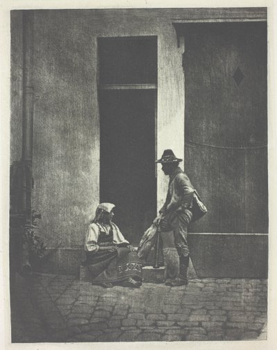 Pifferaro stehend und italienische Bäuerin sitzend, im Hof des 21 Quai Bourbon von Charles Nègre