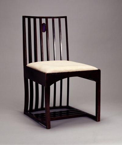 Stuhl im Wohnzimmer, HousHill, Glasgow, 1904 von Charles Rennie Mackintosh