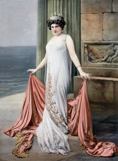 Französische Sopranistin Zina Brozia als Thais in der Oper "Thais", Foto Cheri Rousseau aus der französischen Zeitung "Le Theatre" vom 11. Januar von Cheri Rousseau