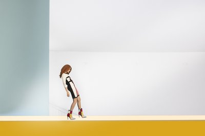 Bunte Modepose von Christine von Diepenbroek
