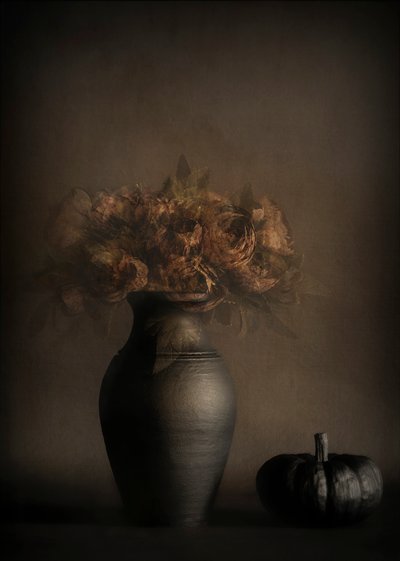  von Cicek Kiral