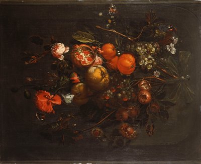 Ein Strauß aus Obst und Blumen, der an einem Nagel in einer Nische hängt von Cornelis de Heem