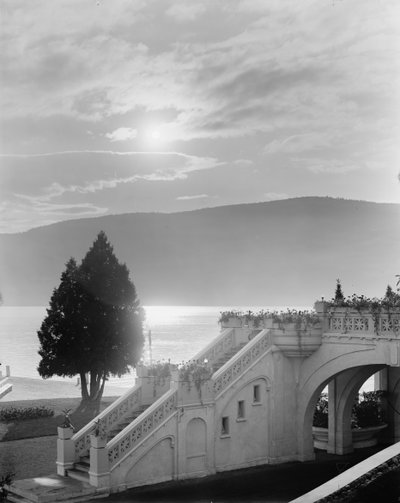 Mondlicht am Lake George, Fort William Henry Hotel, Lake George, N.Y., ca. 1900-15 von Detroit Publishing Co.
