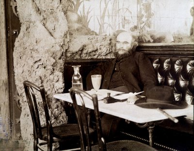 Verlaine in einem Bistro, trinkt Absinth von Dornac