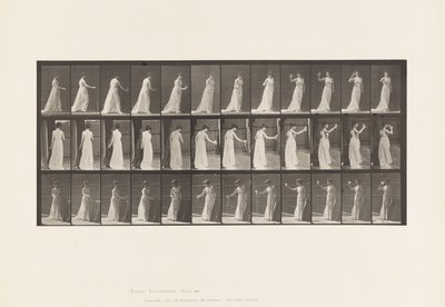 Libation auf den Boden gießen, aus dem Kelch trinken von Eadweard Muybridge