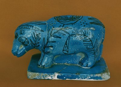 Blaues Nilpferd mit schwarzer Dekoration, aus Dra Aboul Naga, Mittleres Reich (Fayence) von Egyptian 11th Dynasty
