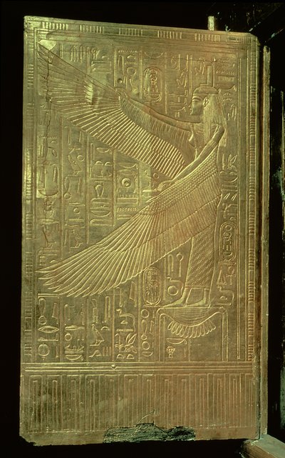 Die Göttin Isis von der Innenseite einer der Doppeltüren des dritten vergoldeten Schreins, aus dem Grab von Tutanchamun (ca. 1370-52 v. Chr.) Neues Reich (vergoldetes Holz) von Egyptian 18th Dynasty