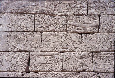 Das Seevolk, Seeschlacht von Ramses III., Medinet Habu, 1195-64 v. Chr. von Egyptian 20th Dynasty