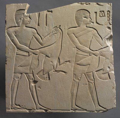 Prophet und Lektorpriester mit Opfergaben von lebenden Gänsen, ca. 667-647 v. Chr. von Egyptian 26th Dynasty