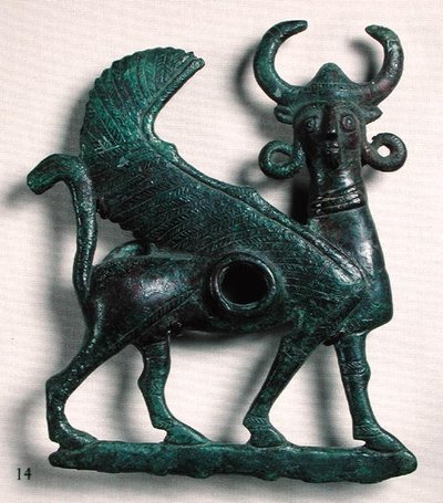 Pferdegebiss in Form eines menschenköpfigen geflügelten Stiers, aus Luristan, Iran von Elamite