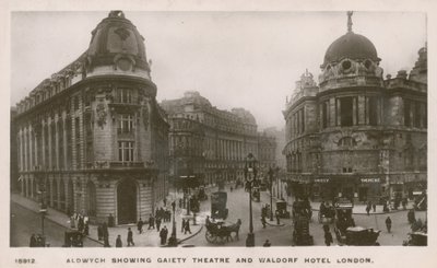 Aldwych mit Gaiety Theatre und Waldorf Hotel von English Photographer