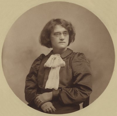Beatrice Harraden von English Photographer