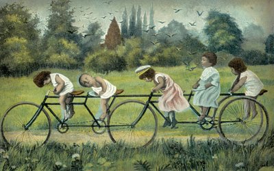 Kinder auf einem vierrädrigen Fahrrad von English Photographer