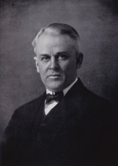 Dr. R. A. Millikan von English Photographer