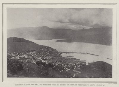 Lyttelton Harbour, Neuseeland, wo der Herzog und die Herzogin von Cornwall am 22. Juni erwartet wurden von English Photographer