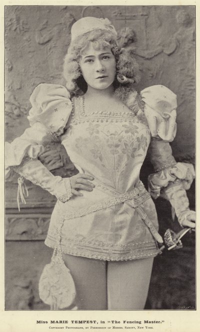 Miss Marie Tempest in Der Fechtmeister von English Photographer