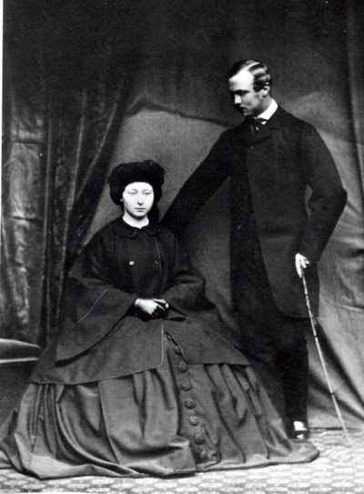 Prinzessin Alice und Prinz Ludwig von Hessen, 1860 von English Photographer