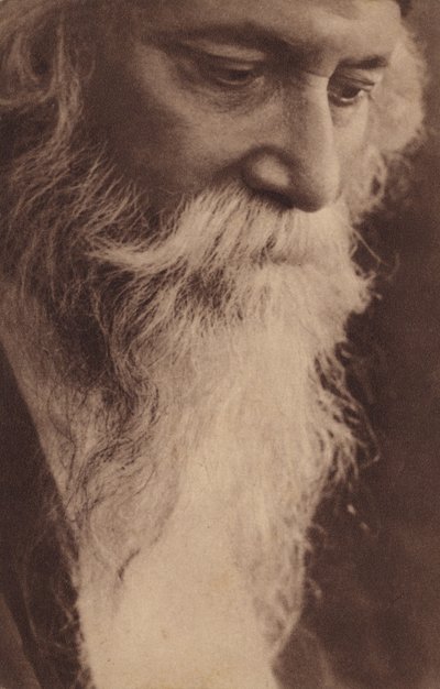 Rabindranath Tagore (1861-1941), indischer Schriftsteller, Komponist und Künstler (s/w Foto) von English Photographer