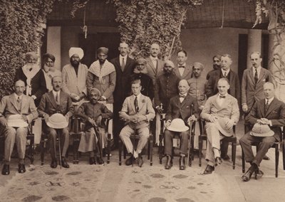 Der Prinz und der Maharaja Kumar in der Residenz, Udaipur von English Photographer