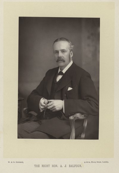 Der ehrenwerte A. J. Balfour von English Photographer