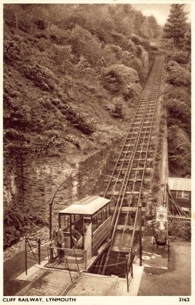 Klippenbahn, Lynmouth von English School