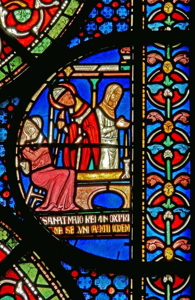 Detail aus dem Wunderfenster, das die Heilung der Töchter von Godbold von Boxley darstellt von English School