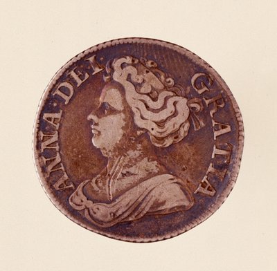 Silberner englischer Groschen, Regierungszeit von Königin Anne Stuart (Anne von Großbritannien) (1665-1714) 1712. Durchmesser 2,5 cm, Neapel, Archäologisches Museum von English School