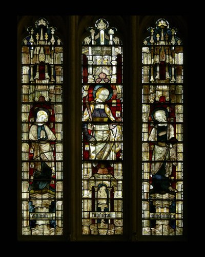 St. Maria und St. Johannes mit einer zusammengesetzten weiblichen Heiligen in der Mitte, späte 14. Jahrhundert von English School