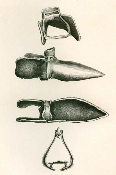 Steigbügel und Sollerets, aus Die britische Armee: Ihre Ursprünge, Fortschritte und Ausrüstung, veröffentlicht 1868. von English School