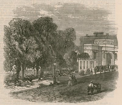 Der Aufruhr im Hyde Park: Die zerstörten Zäune an der Hyde Park Corner von English School