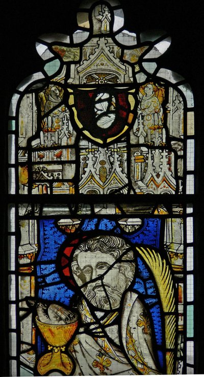 Fenster Ew, Darstellung der Wappen von John Kempe oder seines Neffen Thomas Kempe von English School