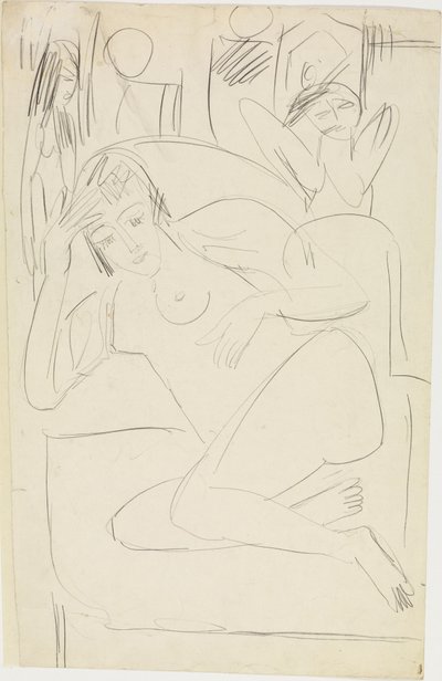 Im Sessel kauernder weiblicher Akt mit Holzfiguren von Ernst Ludwig Kirchner