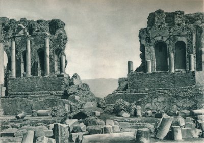 Bühne des griechischen Theaters, Taormina, Sizilien, Italien, 1927 von Eugen Poppel