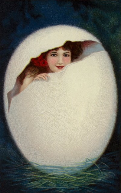 Mädchen schlüpft aus Osterei von European School