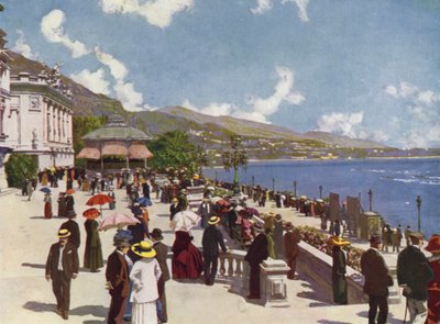 Monte-Carlo, Die Terrasse und der Musikpavillon von European School