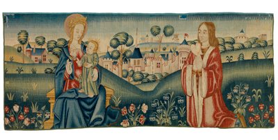 Wandteppichfragment von Mille Fleurs, das den heiligen Benedikt zeigt, wie er sein Herz der Jungfrau Maria präsentiert von European School