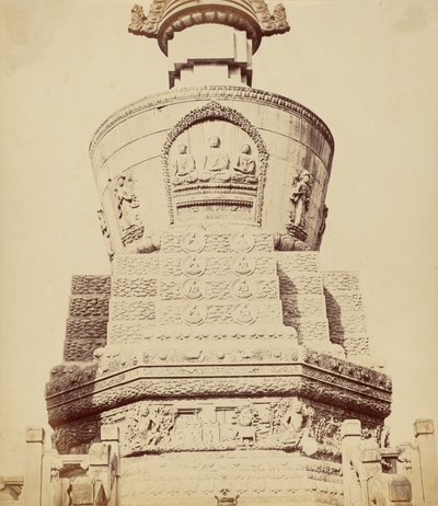 Architektonische Ansicht des Lama-Tempels in der Nähe von Peking, Oktober 1860, 1860 von Felice Beato