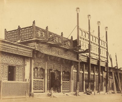 Straße und Geschäfte in der Tartarstadt von Peking, 29. Oktober 1860 von Felice Beato
