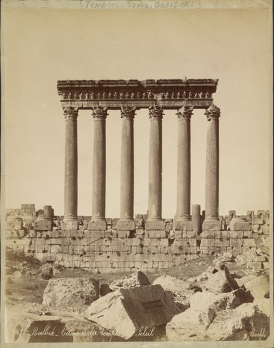 Balbek - Säulen des Sonnentempels von Félix Bonfils