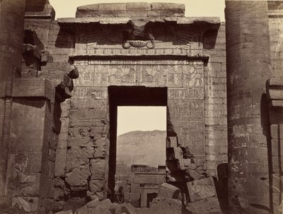 Details des Tors zum Tempel, Medinet Habu von Félix Bonfils
