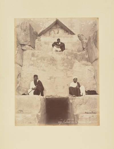 Eingang zur großen Pyramide von Félix Bonfils