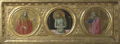 Christus als Schmerzensmann flankiert von der heiligen Maria Magdalena und dem heiligen Johannes dem Evangelisten von Fra Angelico