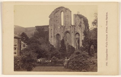Llangollen - Valle Crucis Abbey, vom Garten. von Francis Bedford
